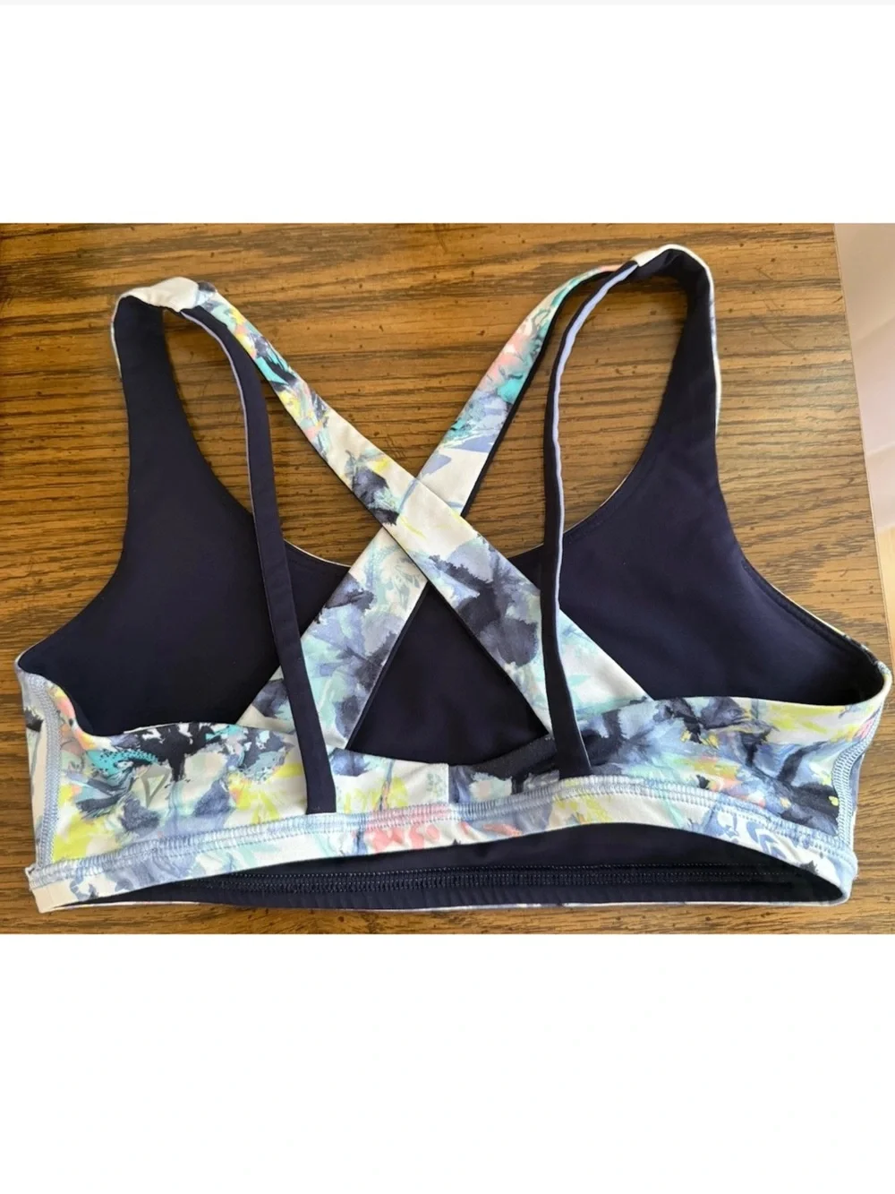 Ivivva by Lululemon blue/white racer back reversible sports bra size 10/12